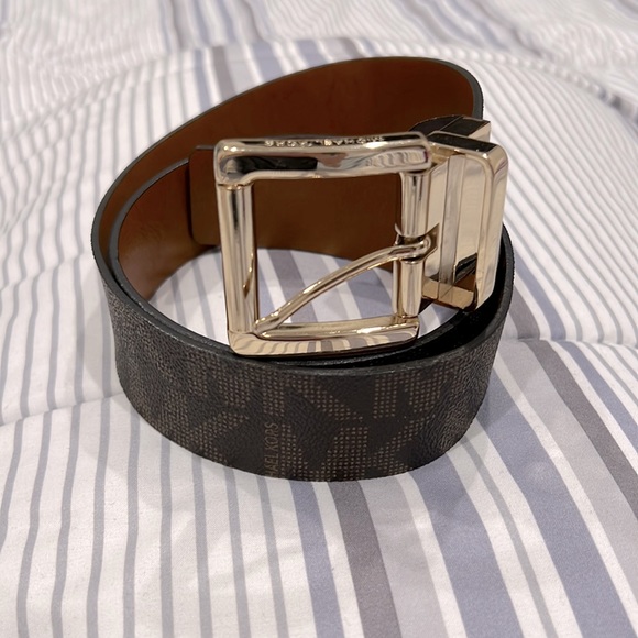 🤎Michael Kors Signature Logo Reversible Belt in Size Small - Unisex - Picture 1 of 8